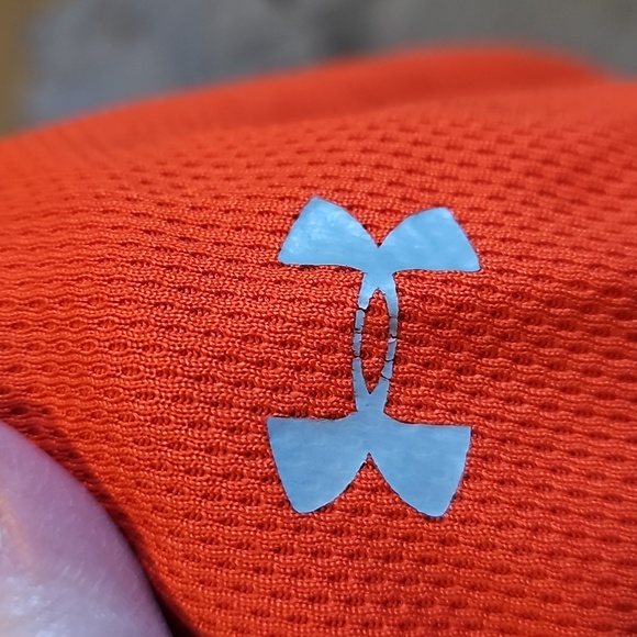 UNDER ARMOUR 4 LOT EUC BOYS 1 SHORT SET 3 SHIRTS - Picture 6 of 14